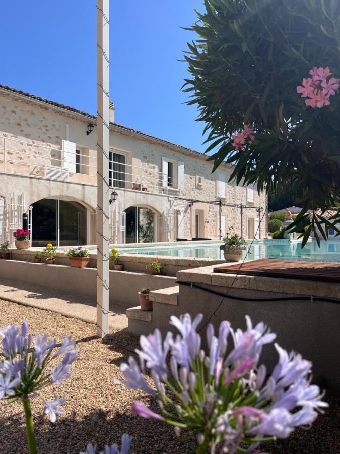 Domaine Amourella Aparthotel Lambesc Exterior photo