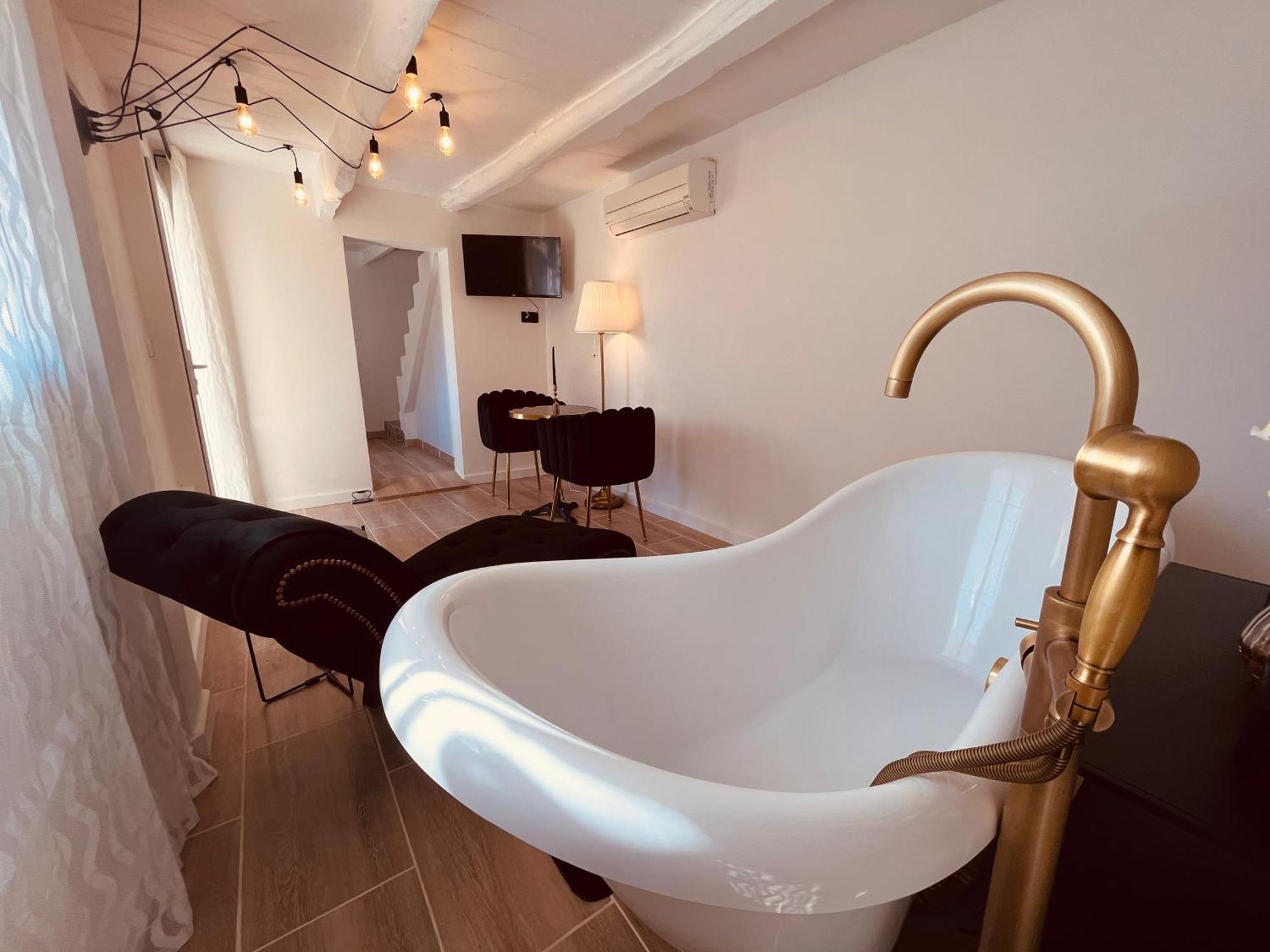 Domaine Amourella Aparthotel Lambesc Room photo